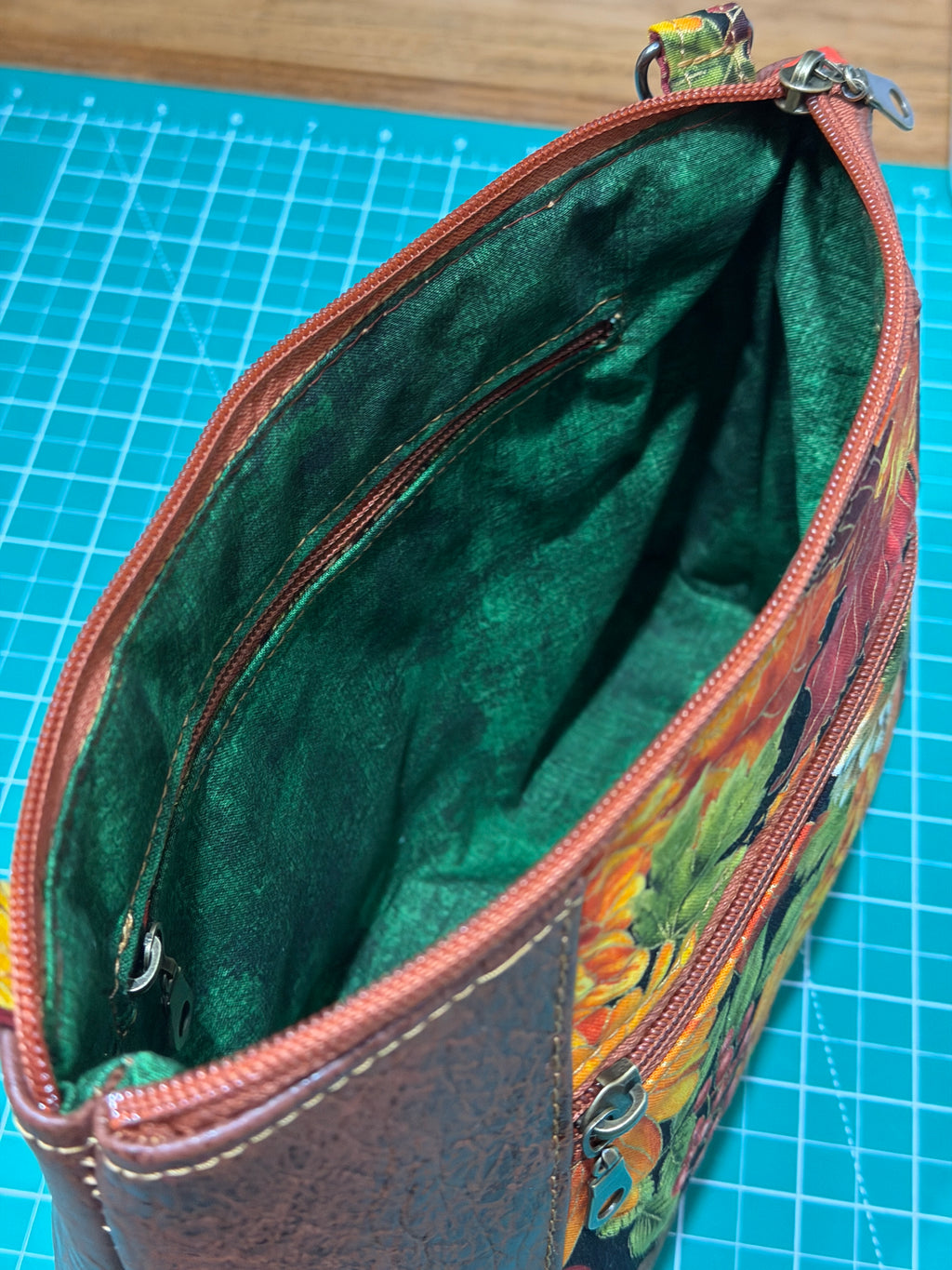 Handmade Floral Crossbody Bag – Adjustable Strap | Everyday Carry Purse