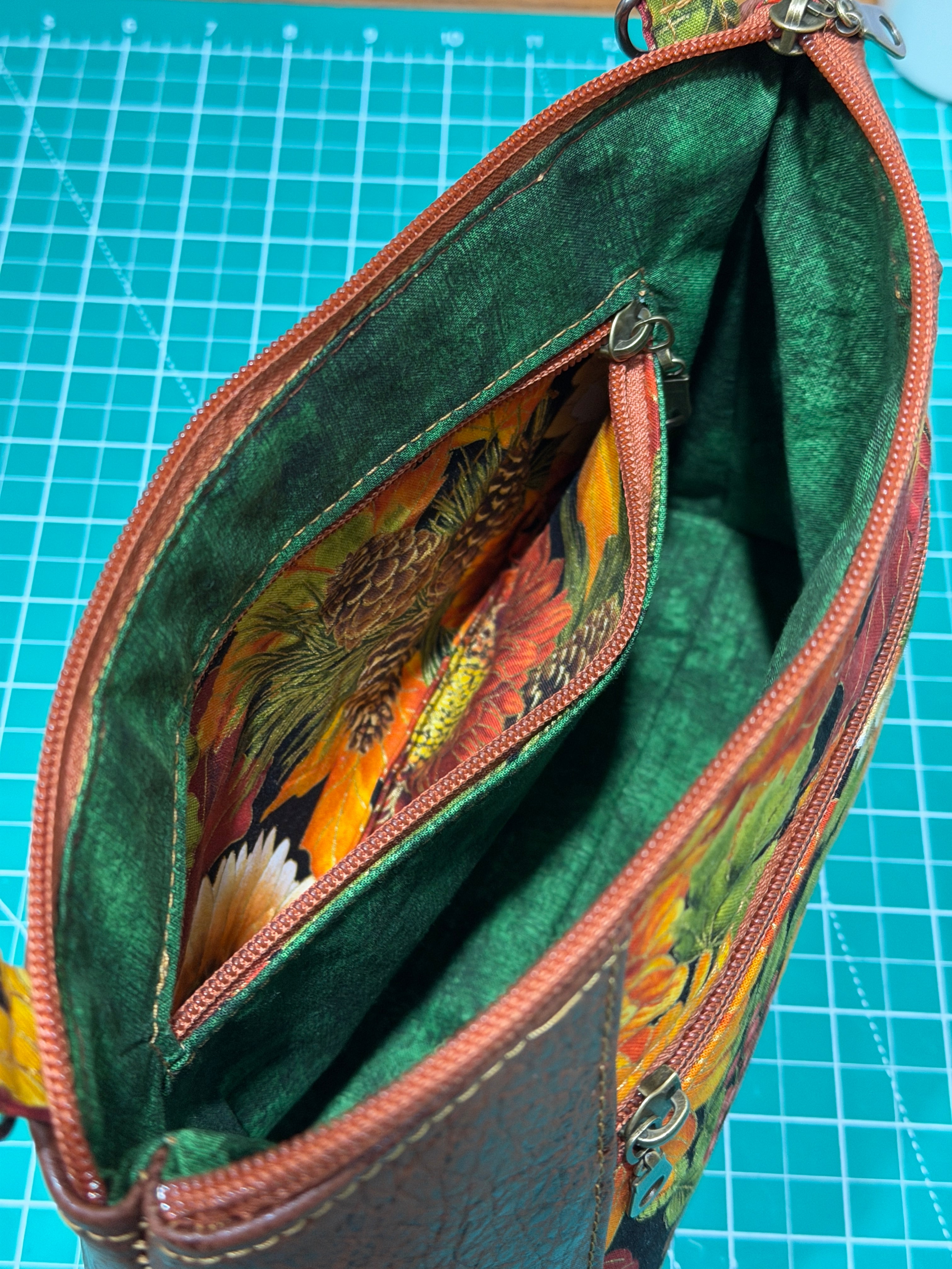 Handmade Floral Crossbody Bag – Adjustable Strap | Everyday Carry Purse
