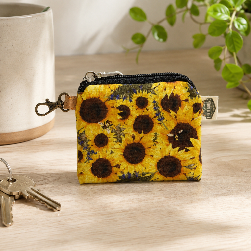 Handmade Sunflower Coin Purse – Zippered Mini Wallet | Card & Cash Holder
